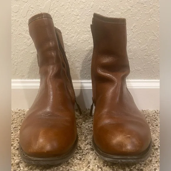 Franco Cuadro Booties - Picture 2 of 9